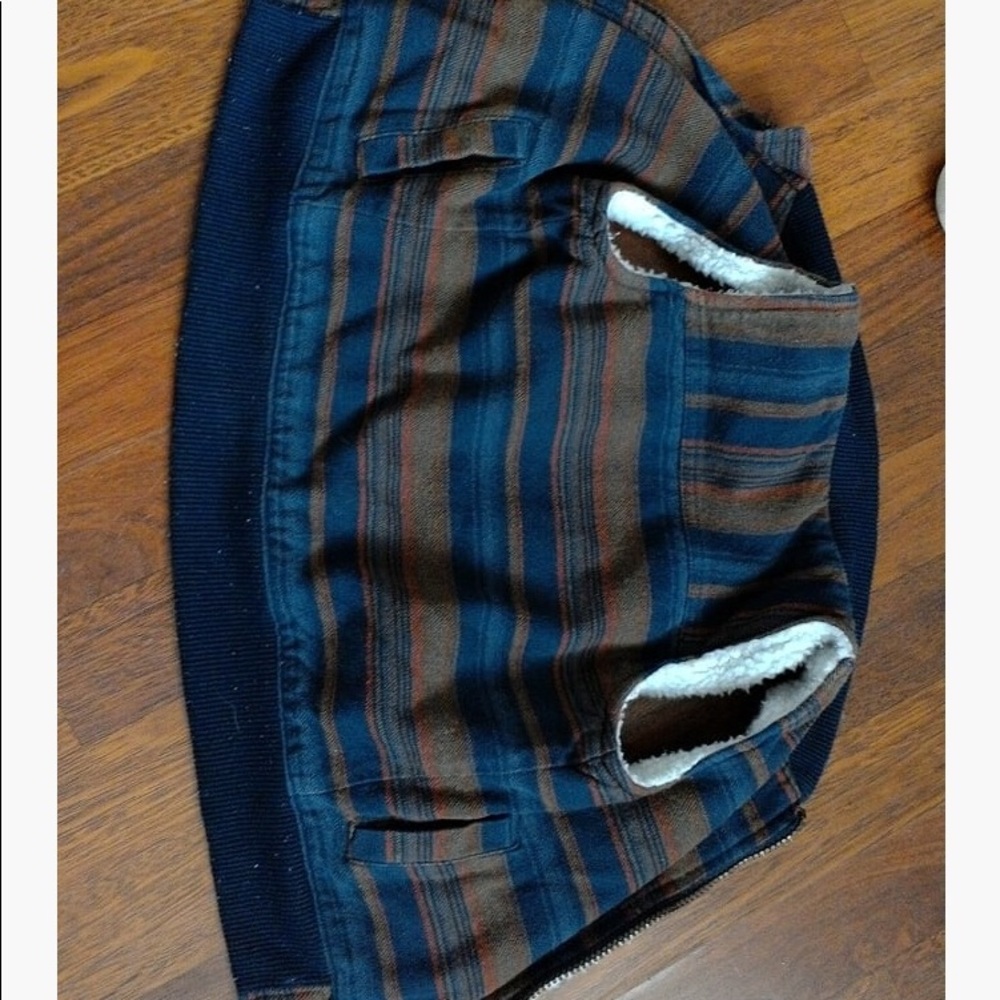 2T Vest - Picture 3 of 4